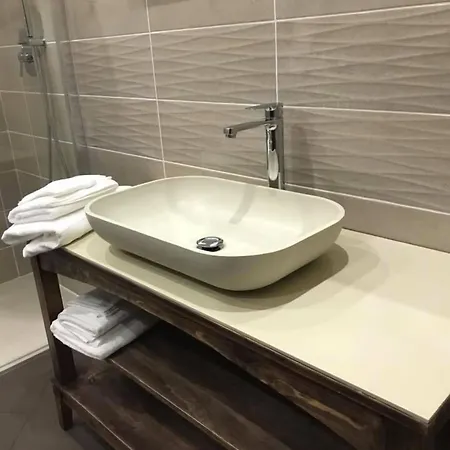 Geolja Bed & Breakfast 3*